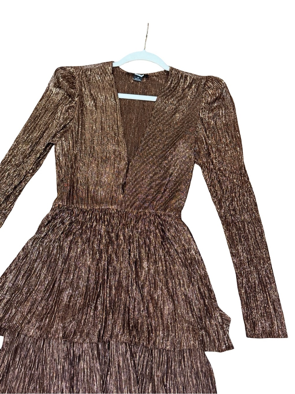 โจ Sabina Musayev Carry Metallic Pleated Tiered Maxi Dress Bronze Size Medium - Picture 4 of 16